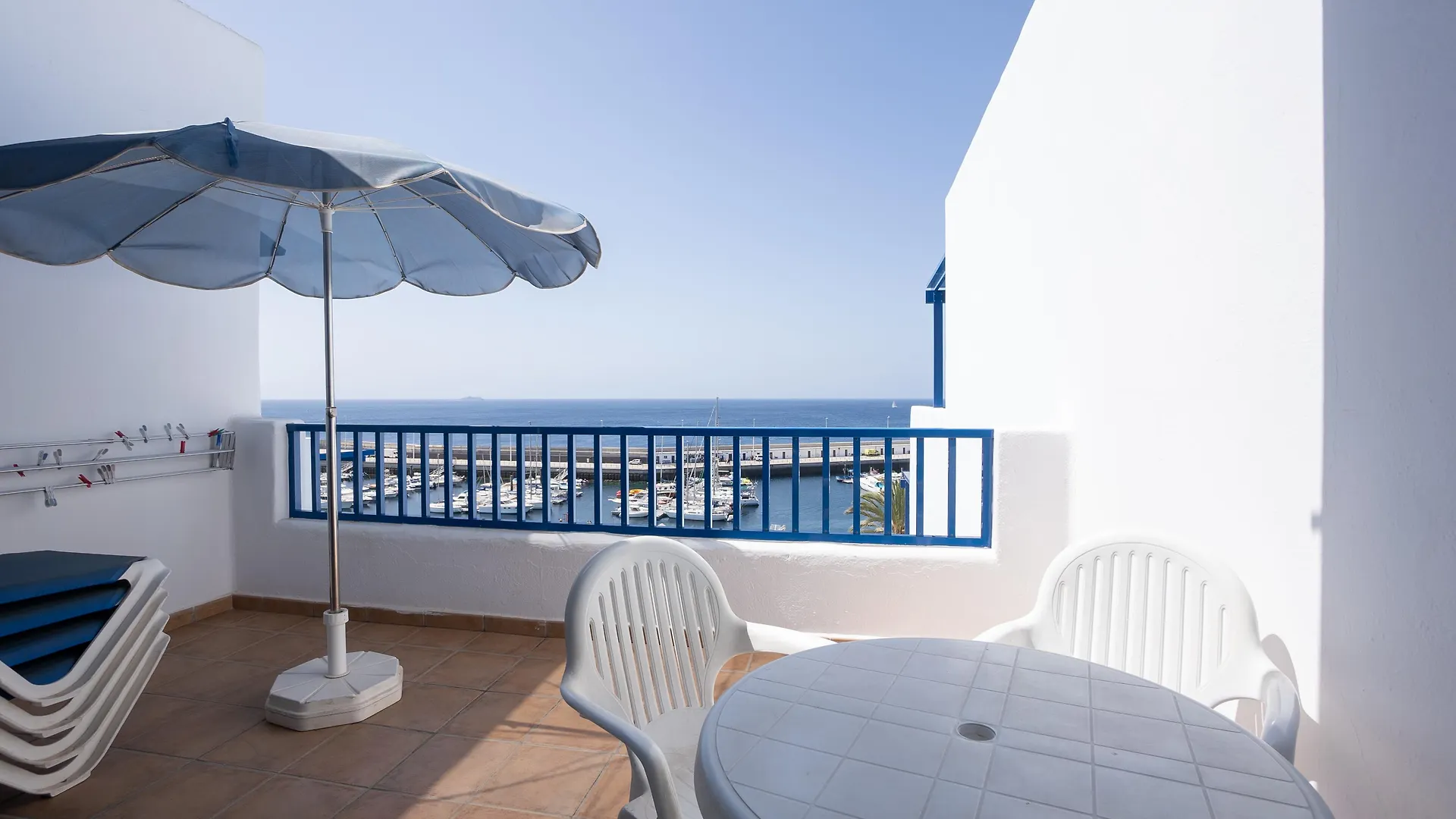 Apartamentos Agua Marina Puerto del Carmen  Apartment Puerto del Carmen (Lanzarote)